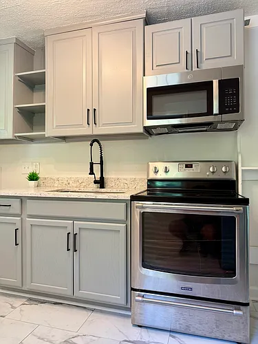 652 Miller St #2 Photo 1