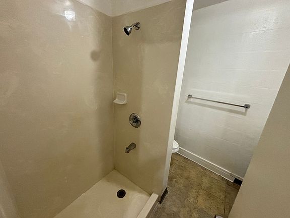 4th image of 427 Liliha Court Ln #E