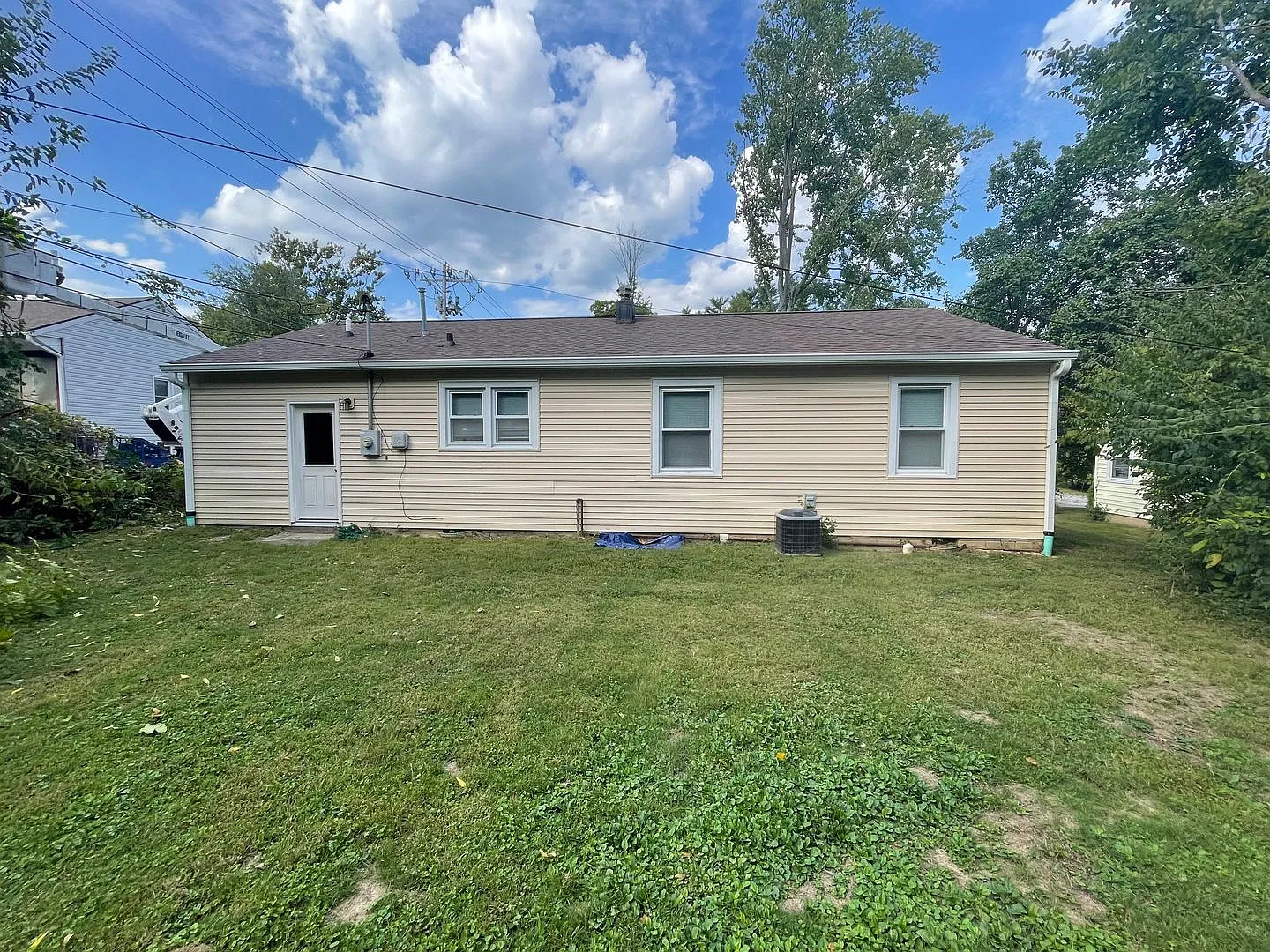 August 2027 - 4bed, 2 Bath near Campus! — Photo 2