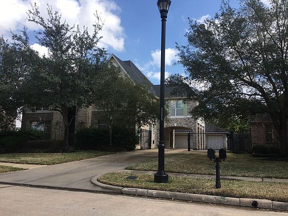 3rd image of 13722 Magnolia Manor Dr