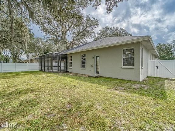 5th image of 10408R Nightengale Dr