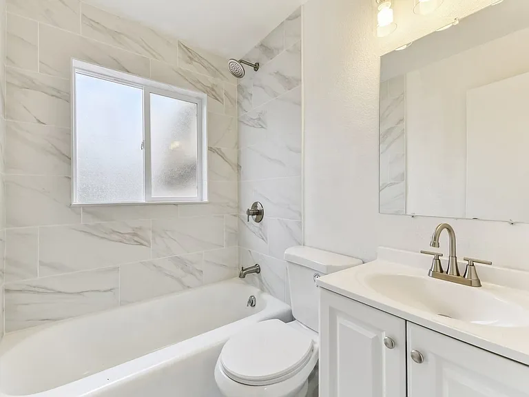 1325 Lansing St — Photo 15
