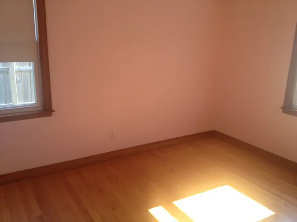 7451 Olcott Ave, Hammond, IN 46323