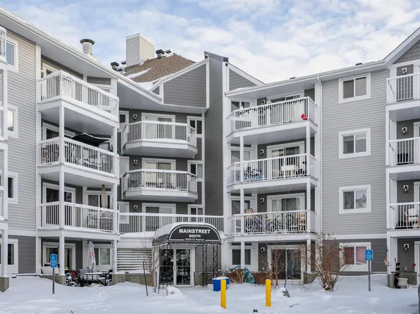 5005 31st Ave NW #302, Edmonton, AB T6L 6S6