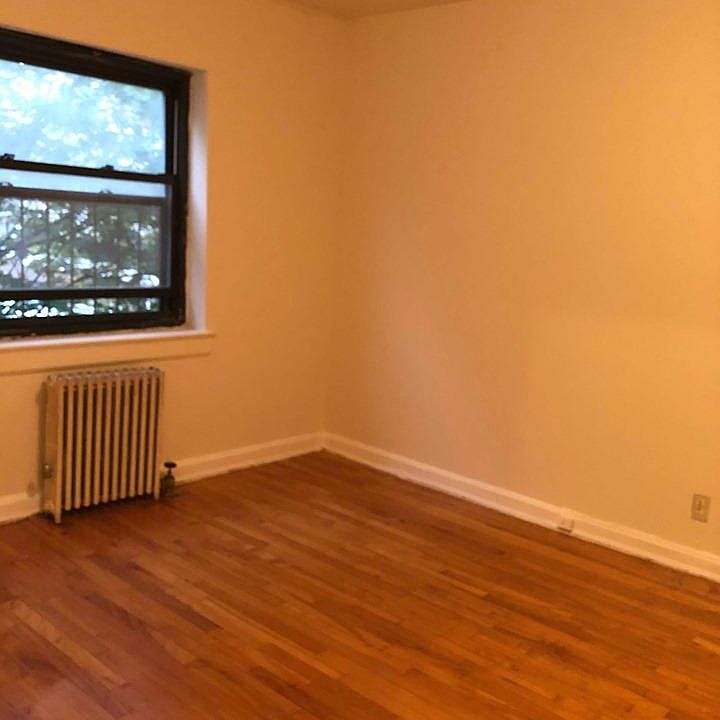 1st image of 261 Bay 17th St APT 3C