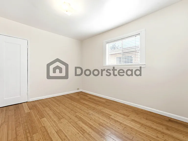 4339 Adeline St #B — Photo 18