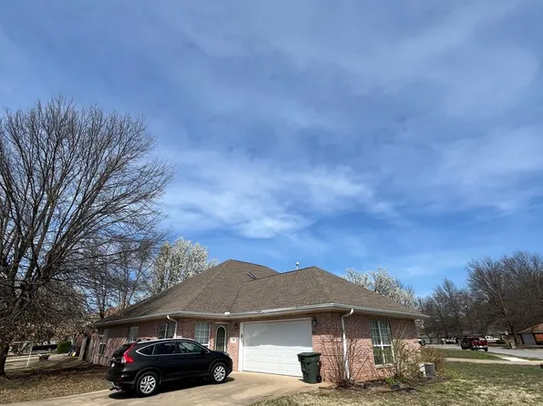 773 N Daisy Ln, Fayetteville, AR 72704