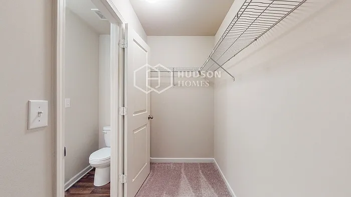 215 Scotland Dr — Photo 15