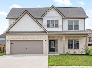 1479 Kingbird Dr, Clarksville, TN 37040