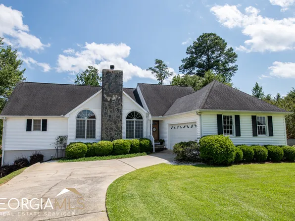 2386 Gwendale Dr W, Lizella, GA 31052