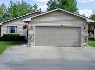 129 Bryan J Dr, Houghton Lake, MI 48629