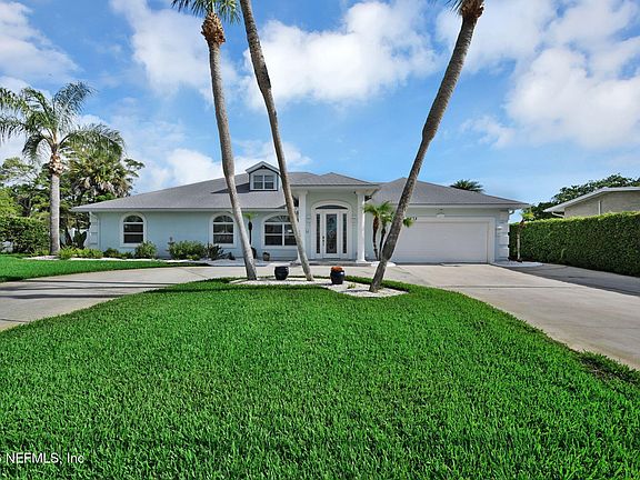 3rd image of 14533 PLUMOSA Drive