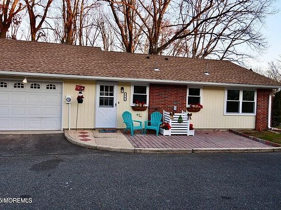 2nd image of 274  A Kingston Court #A