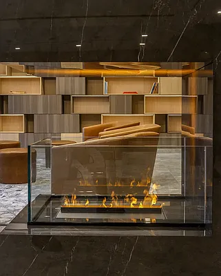 Rented by Bond New York | media 322