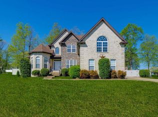 1086 Carrs Creek Blvd, Greenbrier, TN 37073