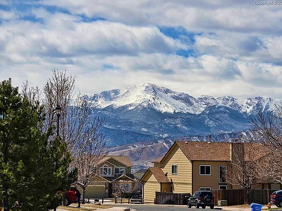 Beautiful Pikes Peak views!