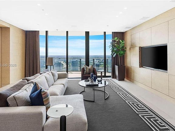 4th image of 19575 Collins Ave Penthouse 43
