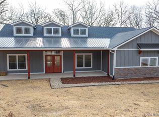 1160 Grand Point Blvd, Sunrise Beach, MO 65079