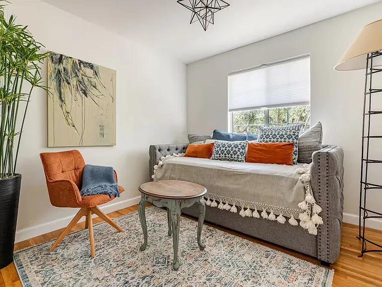 1227 Cruzero St — Photo 15