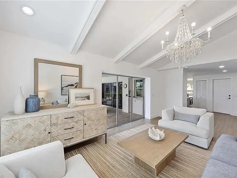 9905 Treasure Cay Ln — Photo 14