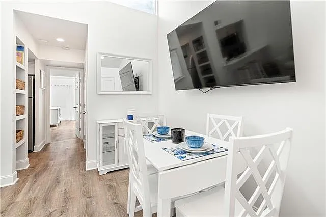 1765 Coliseum St #420 — Photo 8