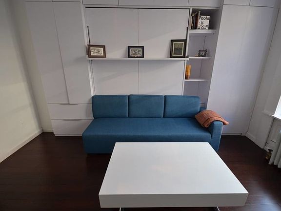 5th image of 421 W 22nd St APT 2R