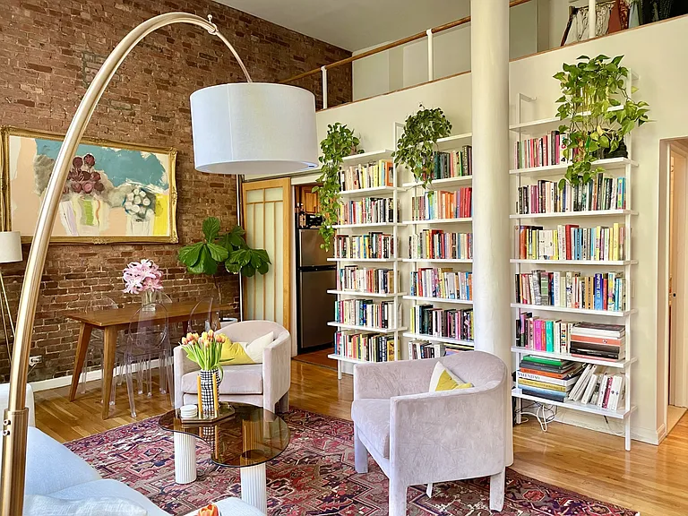 29 King St #3C — Photo 1