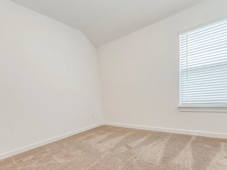 4908 Pebblewood Dr — Photo 15