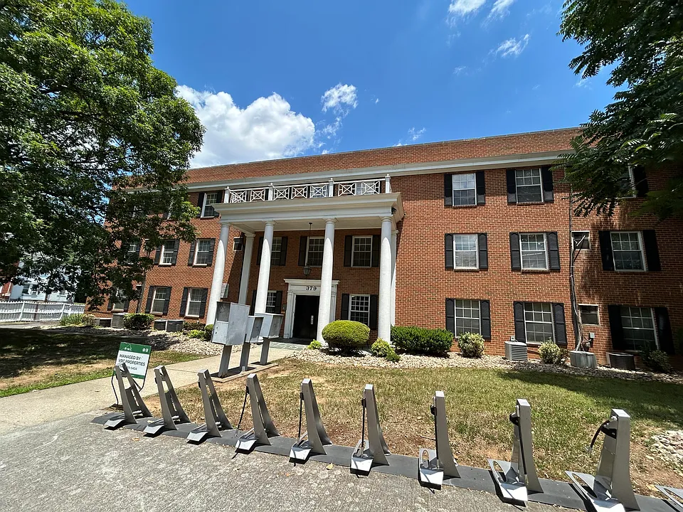 397 Highland Ave SW #305