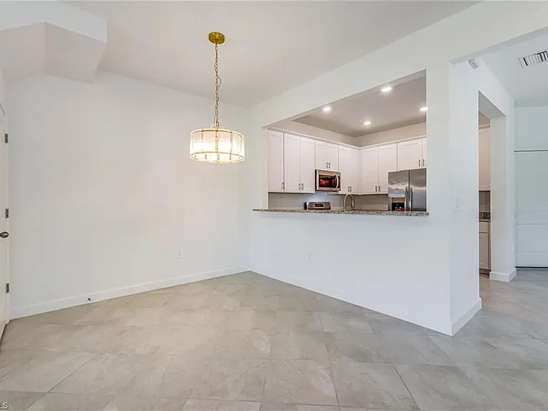 14159 Gardeners Way — Photo 5