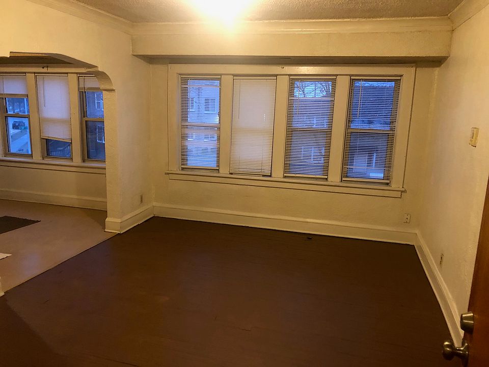 2nd image of 2802 W Atkinson Ave #201