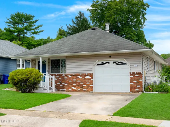 2058 Mount Hope Lane, Toms River, NJ 08753