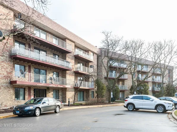 5450 Astor Ln APT 306, Rolling Meadows, IL 60008