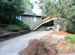 10508 SW 64th Dr, Portland, OR 97219