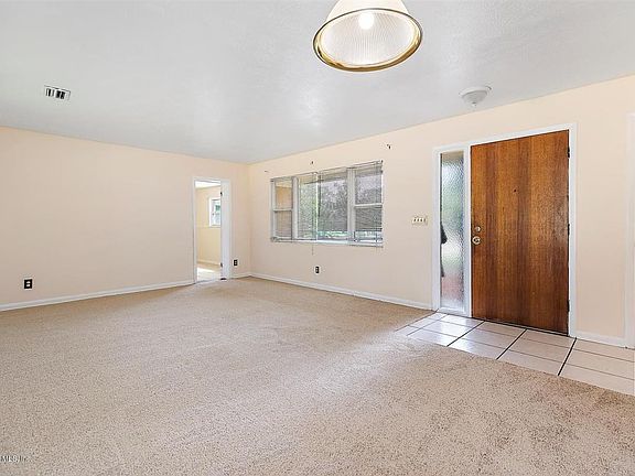 5th image of 4726 Glorianne Cir E