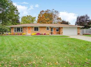 184 Glendale Ave, Holland, MI 49423