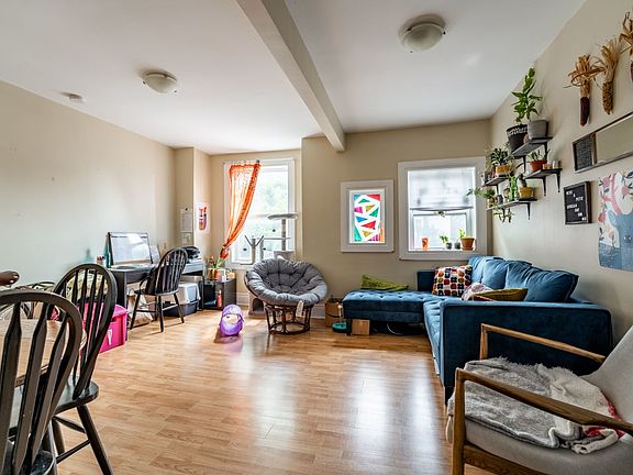 4th image of 75 Lower Charlotte St #2