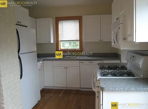 2 bed, 2.0 bath, $3,300 — Photo 2