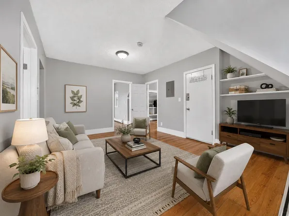9 Gilman Ter #3, Somerville, MA 02145