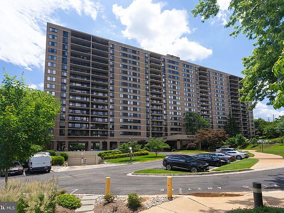4th image of 5500 Holmes Run Pkwy APT 105