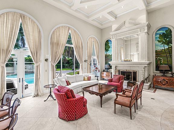 3rd image of 5590 Vintage Oaks Terrace