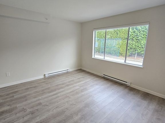 3rd image of 45790 Lewis Ave #1