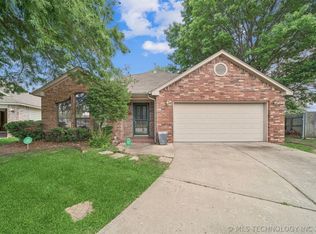 9534 E 76th St, Tulsa, OK 74133