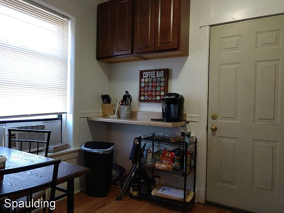 4th image of 2633 1/2 N Spaulding Ave APT 2S