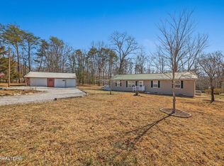 335 Hatler Rd, Crossville, TN 38555