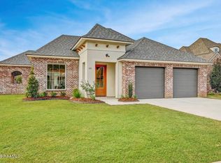 101 Barolo Dr, Youngsville, LA 70592