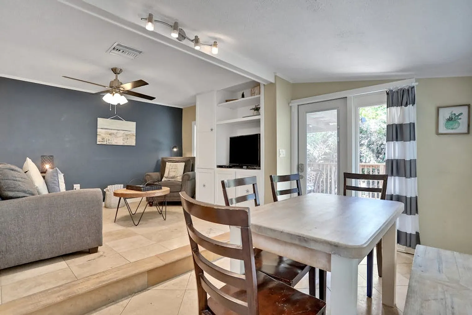 6 bed, 3.0 bath, 2045 sqft, $14,501 — Photo 4