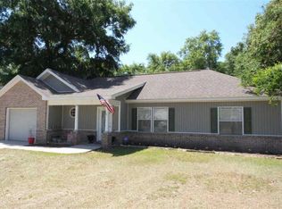 11 Homan Point Ave, Crawfordville, FL 32327
