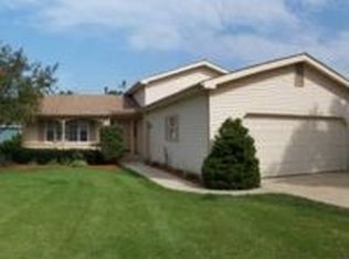 5406 W Chasefield Cir, McHenry, IL