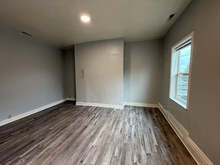 Centennial Place — Photo 15